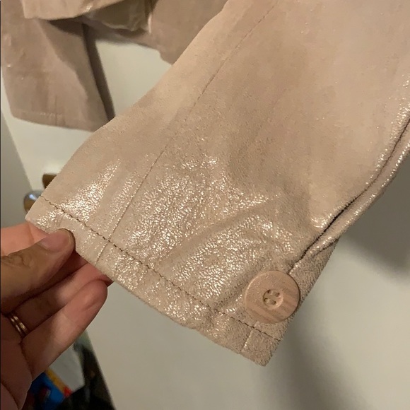 Danier pink shimmer leather jacket w/ruffle collar - Picture 9 of 12